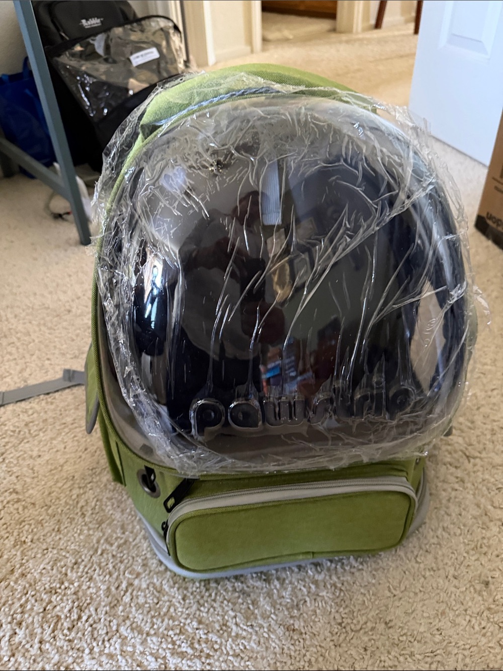 Amazon Green Bubble Pet Carrier Backpack with Clear Dome